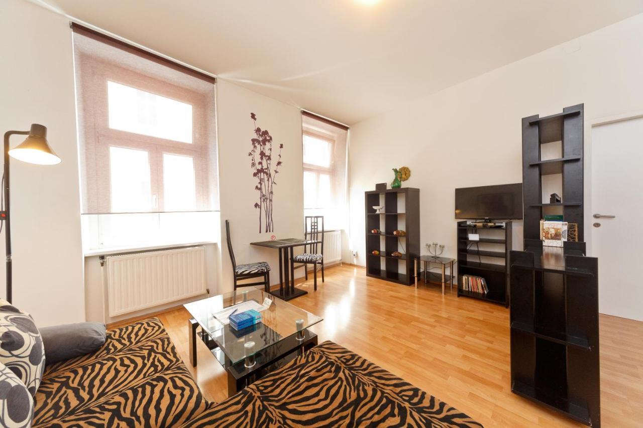 Apartments In Vienna Near Schonbrunn & Westbahnhof - Keyless Check-In Exterior foto