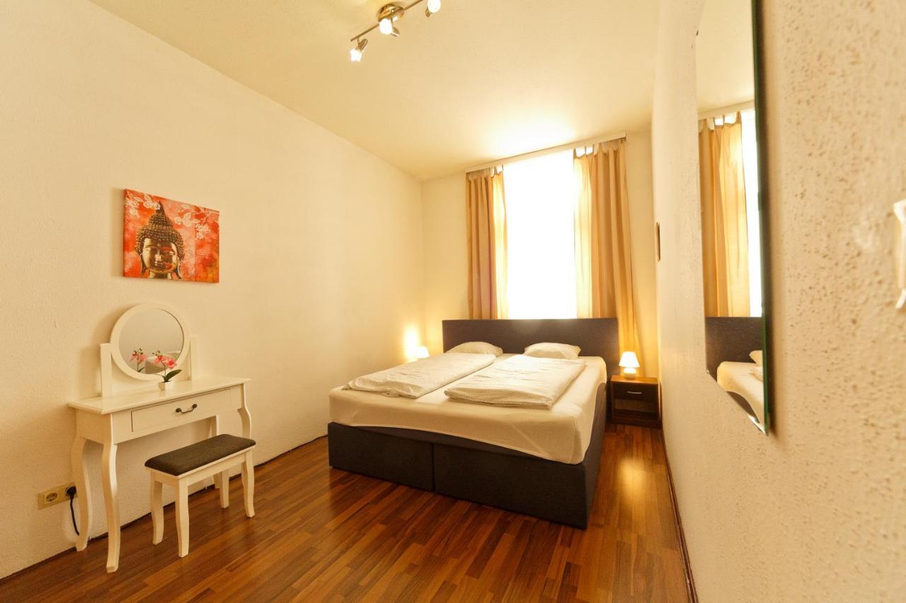 Apartments In Vienna Near Schonbrunn & Westbahnhof - Keyless Check-In Exterior foto