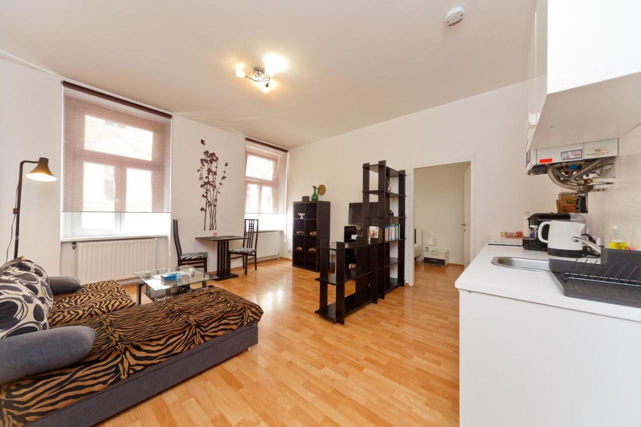 Apartments In Vienna Near Schonbrunn & Westbahnhof - Keyless Check-In Exterior foto