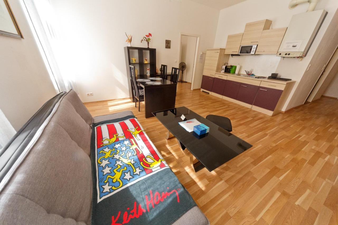 Apartments In Vienna Near Schonbrunn & Westbahnhof - Keyless Check-In Exterior foto