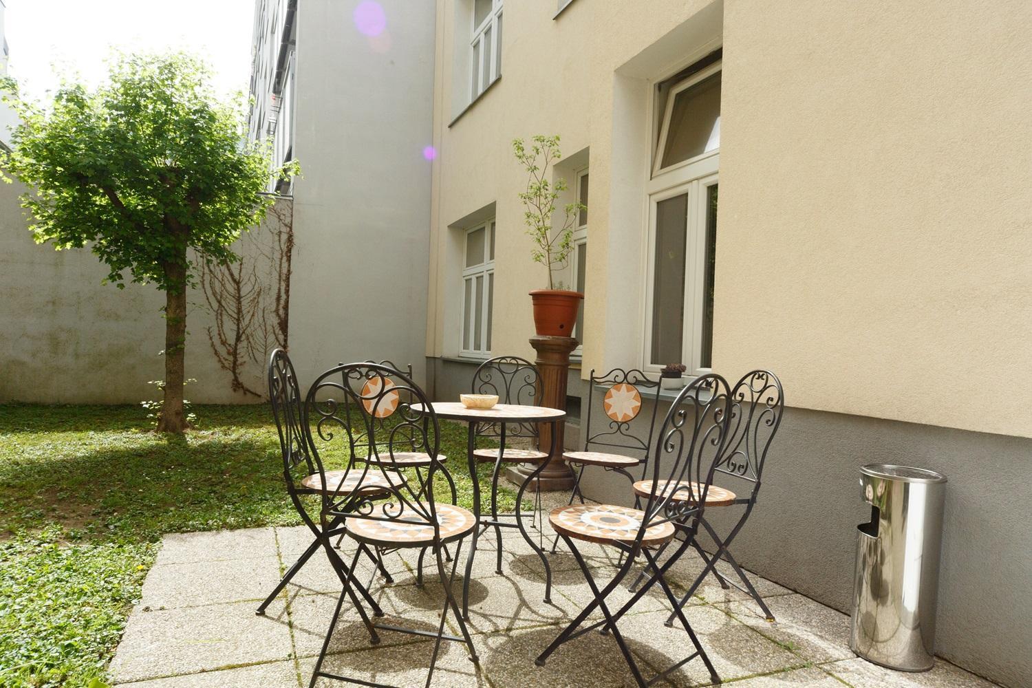 Apartments In Vienna Near Schoenbrunn & Westbahnhof - Keyless Check-In Exterior foto